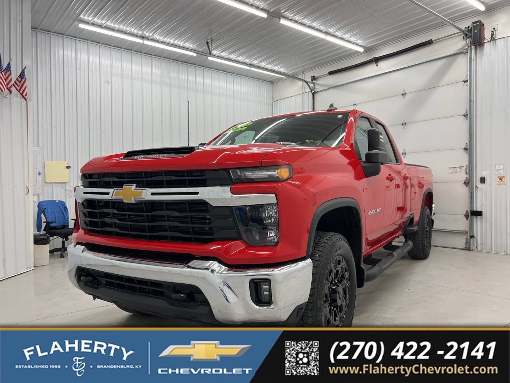Used 2024 Chevrolet Silverado 3500 LT w/ Convenience Package AWD/4WD image 6