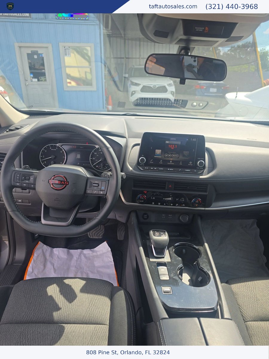 Used 2026 Nissan Rogue SV FWD image 10