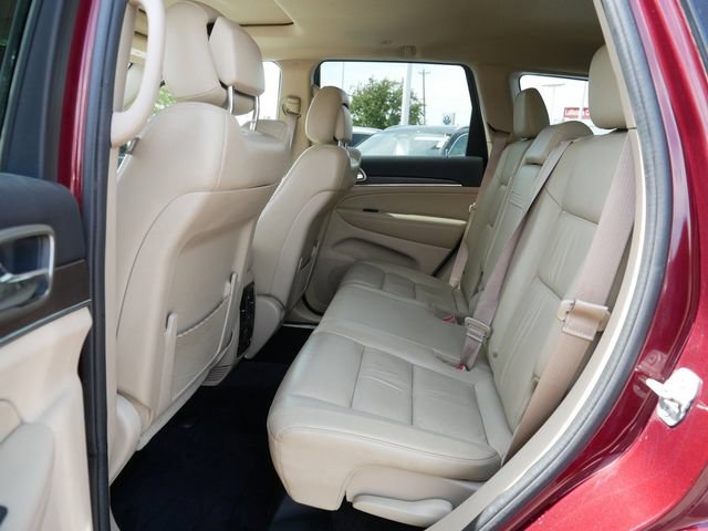 Used 2016 Jeep Grand Cherokee Limited AWD/4WD image 17