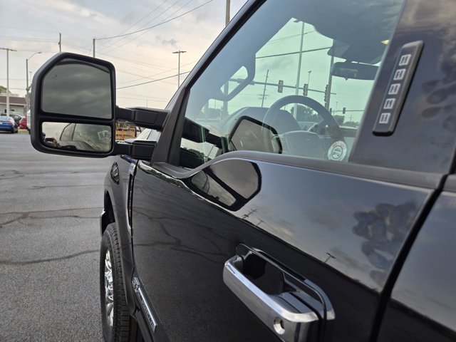 Used 2020 Ford F350 Lariat w/ Chrome Package AWD/4WD image 38