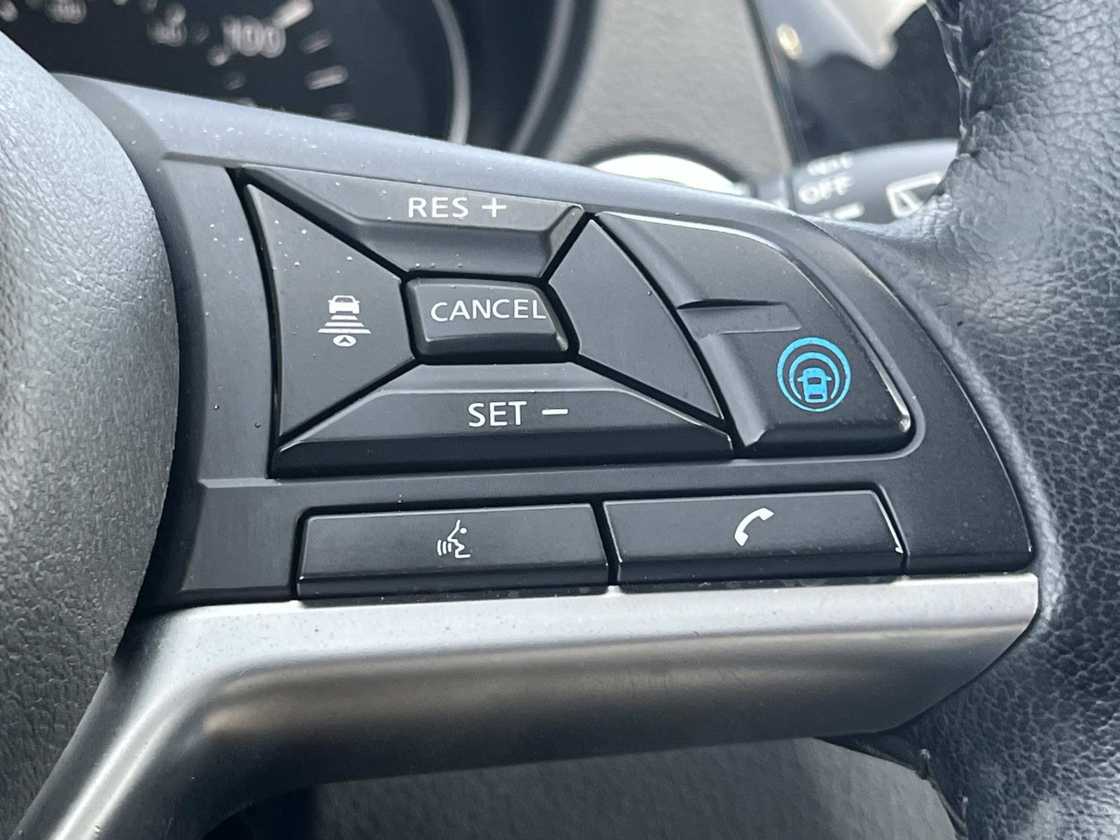 Used 2021 Nissan Rogue Sport SL image 31