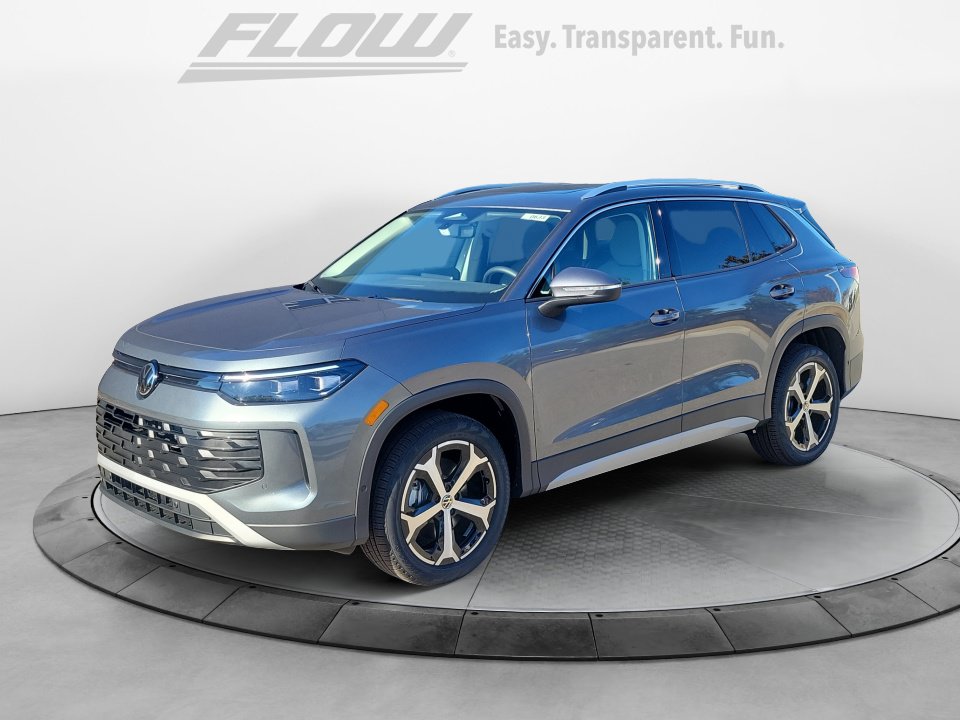 New 2026 Volkswagen Tiguan SE AWD/4WD image 3