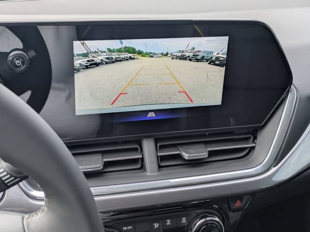 New 2026 Chevrolet Trax ACTIV w/ Driver Confidence Package FWD image 18