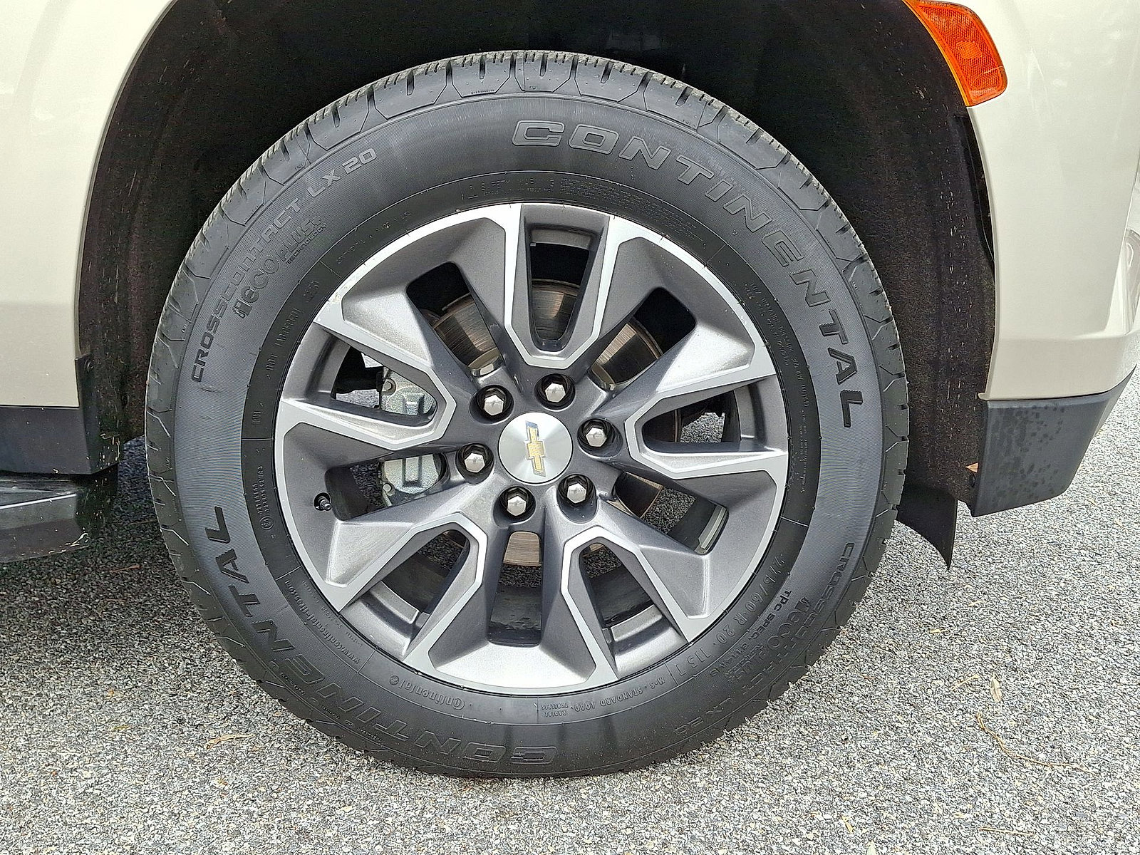 Certified 2021 Chevrolet Tahoe LS w/ Driver Alert Package image 26