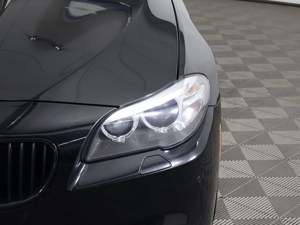 Used 2015 BMW 550i xDrive Sedan AWD/4WD image 14