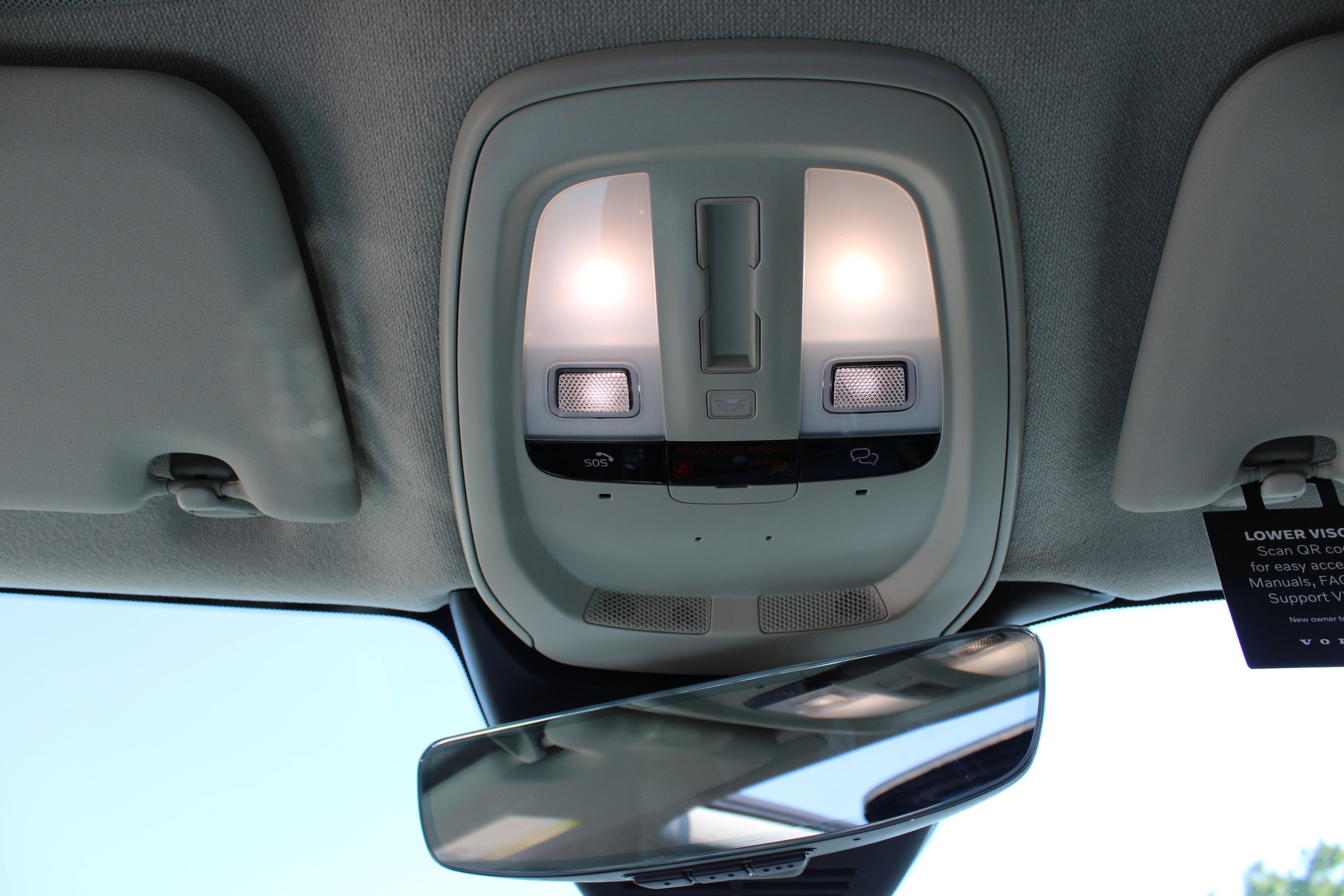 New 2025 Volvo XC40 B5 Plus w/ Protection Package Premier image 19