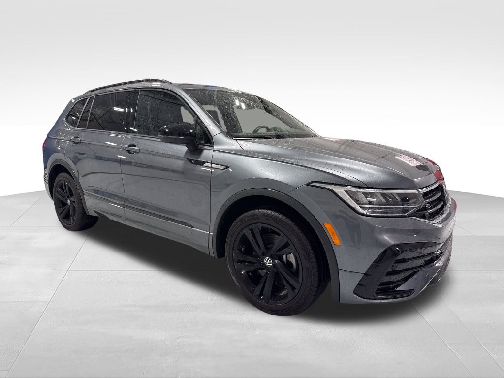 Used 2024 Volkswagen Tiguan SE R-Line FWD image 53