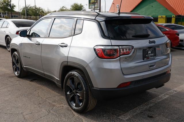 Used 2019 Jeep Compass Latitude image 8