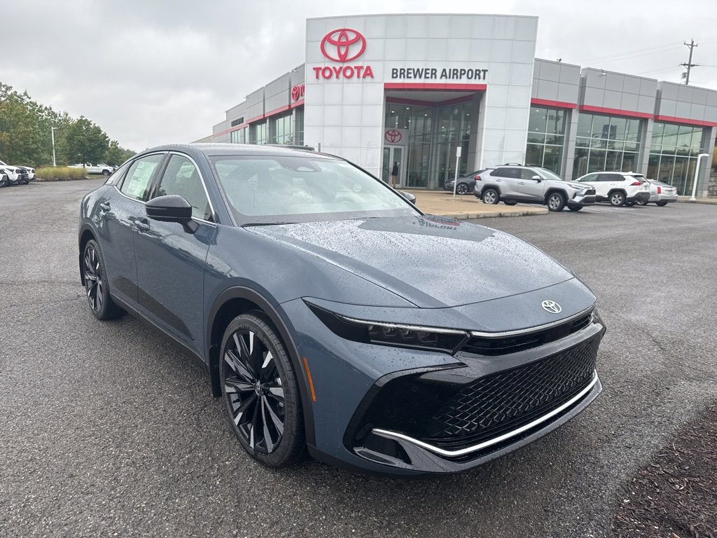 New 2026 Toyota Crown Platinum video 2