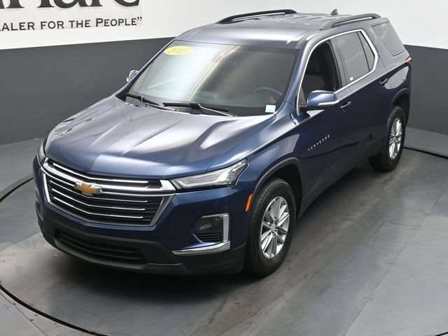 Used 2023 Chevrolet Traverse LT FWD image 52