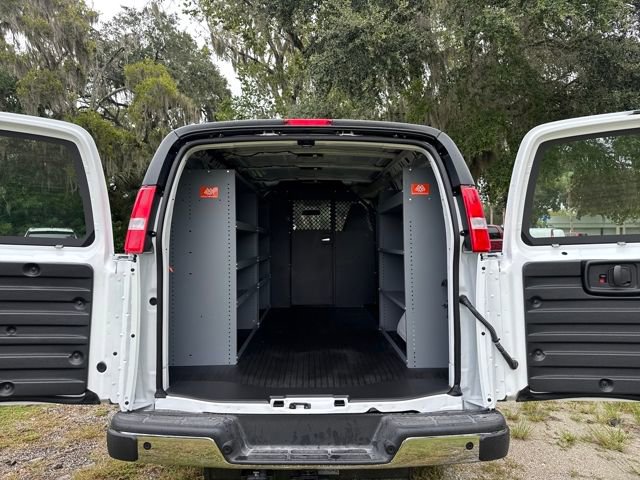 New 2025 Chevrolet Express 2500 Work Van 3D Cargo Van w/ Driver Convenience Package RWD image 13