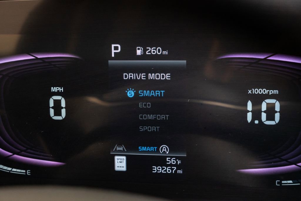 Used 2023 Kia Telluride LX image 14