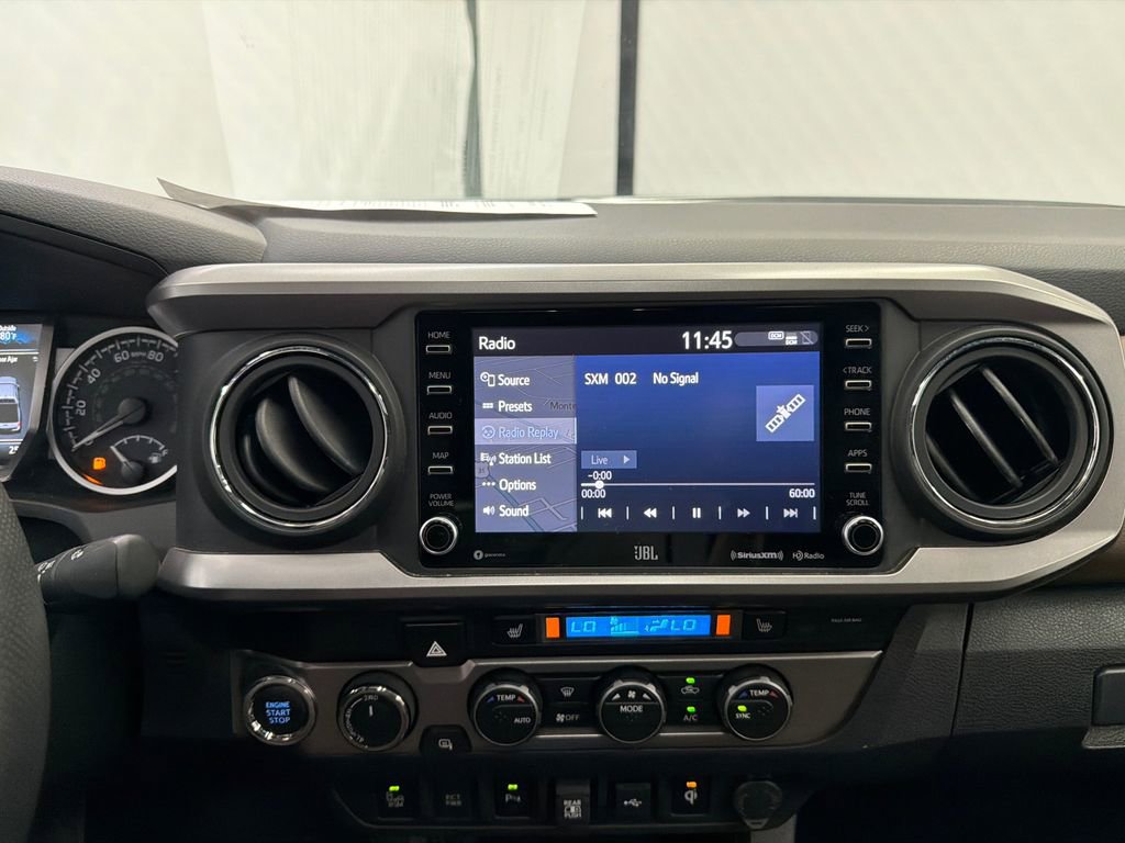 Used 2022 Toyota Tacoma Limited AWD/4WD image 29