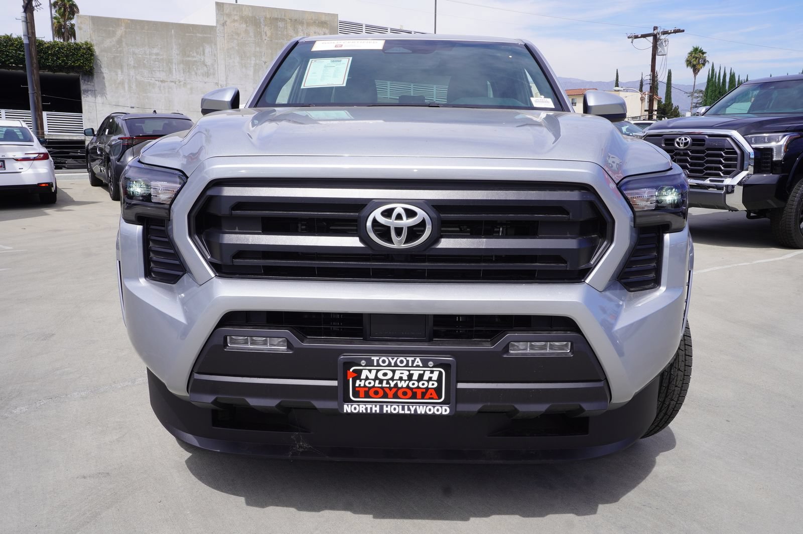 Certified 2026 Toyota Tacoma SR5 AWD/4WD image 3