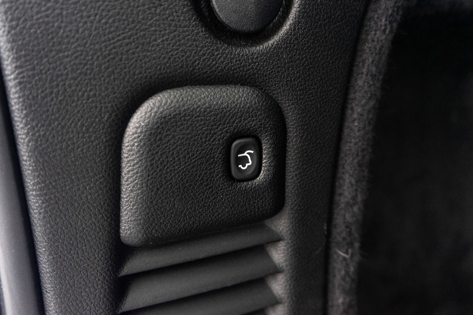 Used 2025 Dodge Durango GT image 10