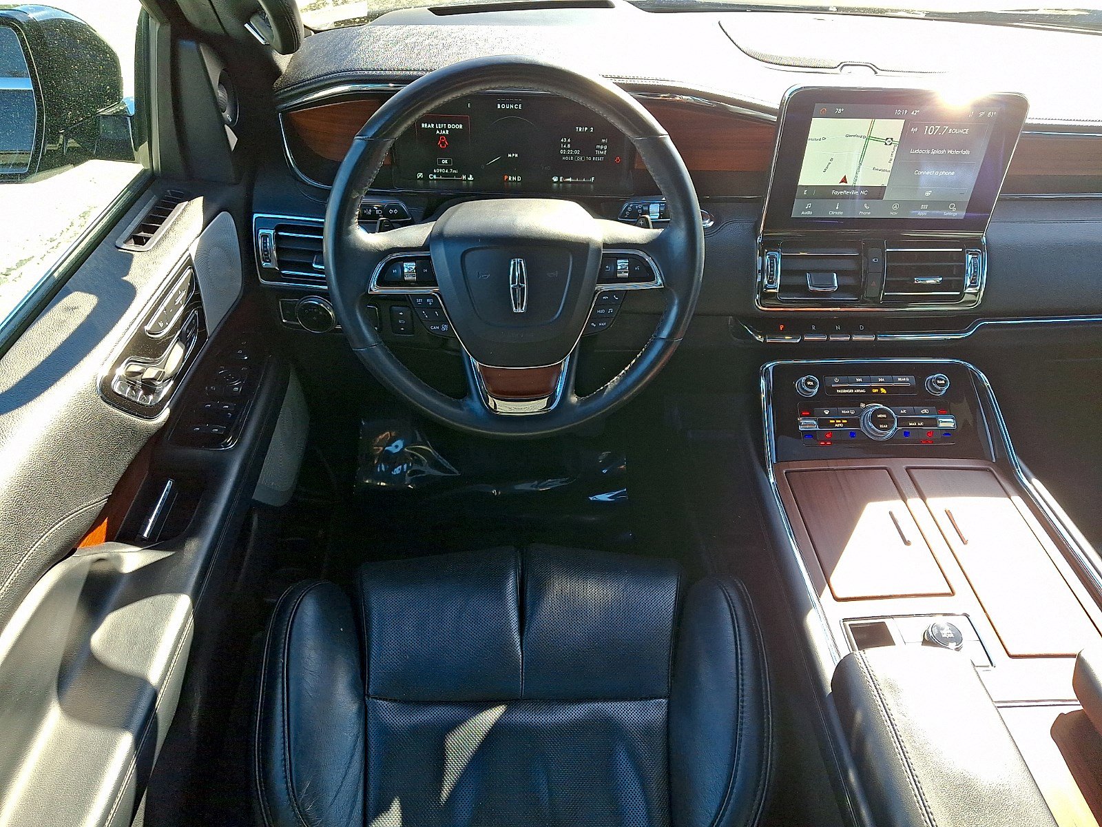 Certified 2020 Lincoln Navigator Reserve w/ Luxury Package image 10