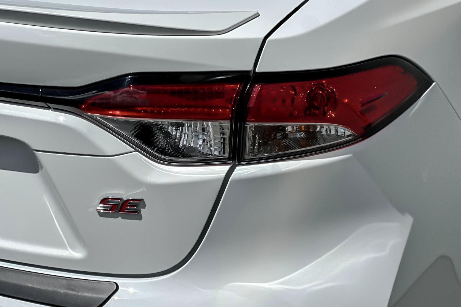 Certified 2023 Toyota Corolla SE w/ SE Premium Package image 25