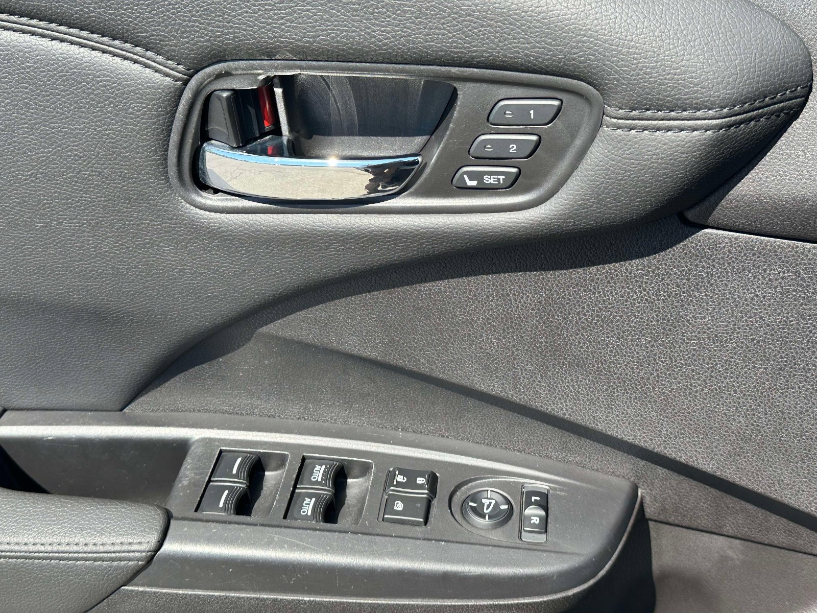 Used 2017 Acura RDX AWD image 21