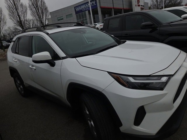 Used 2023 Toyota RAV4 XLE video 1