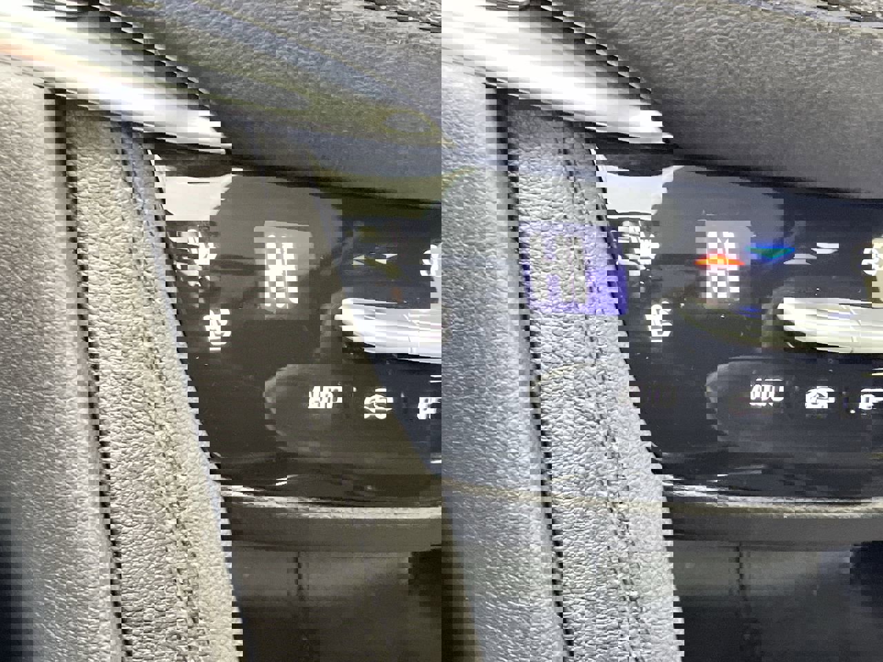 Certified 2025 Cadillac XT5 Premium Luxury image 25