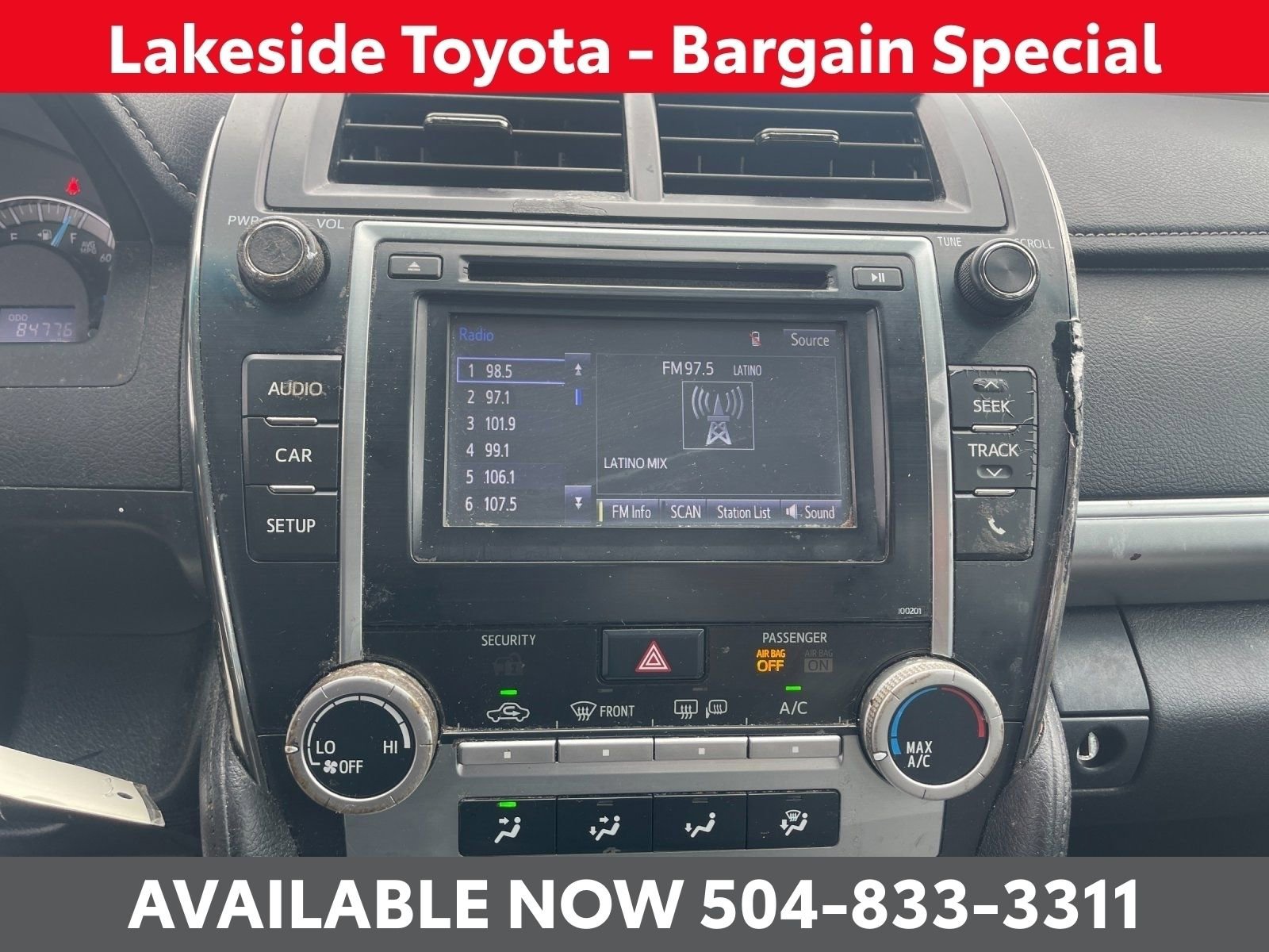 Used 2014 Toyota Camry SE image 29