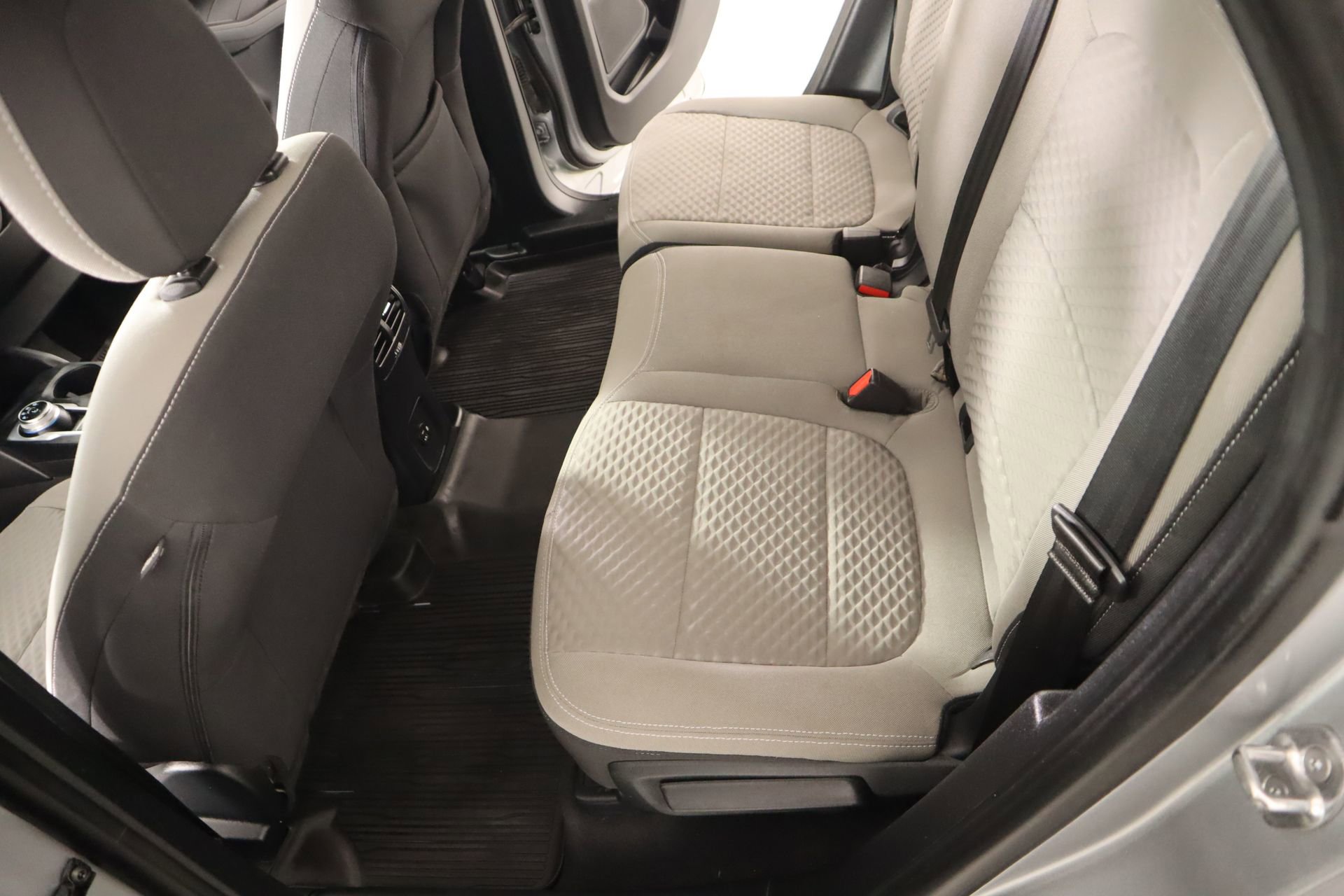Used 2021 Ford Escape SE image 11
