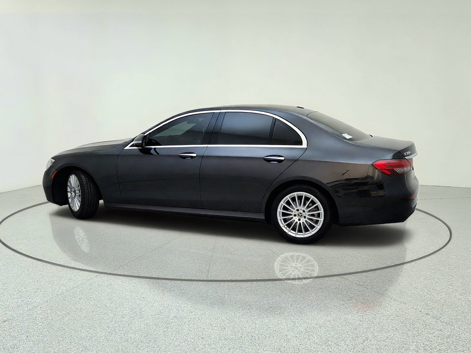 Used 2021 Mercedes-Benz E 350 Sedan image 13