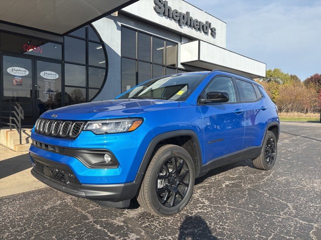 New 2026 Jeep Compass Latitude image 2