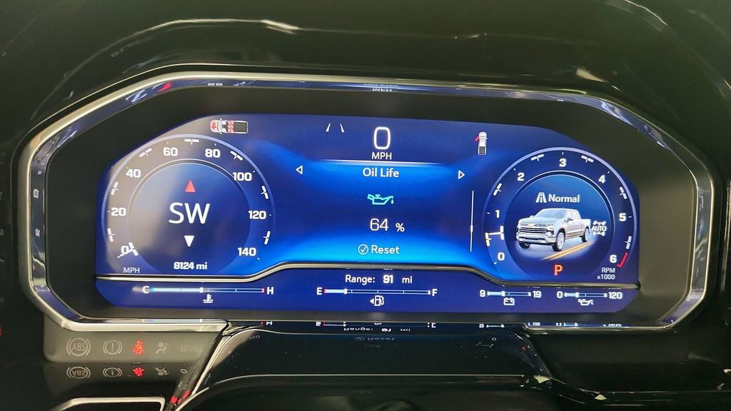 Used 2025 Chevrolet Silverado 1500 RST AWD/4WD image 18