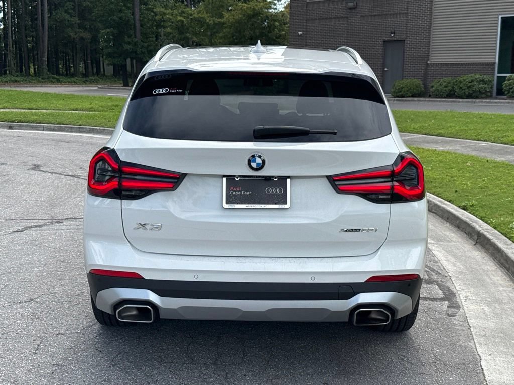 Used 2022 BMW X3 xDrive30i w/ Convenience Package AWD/4WD image 4