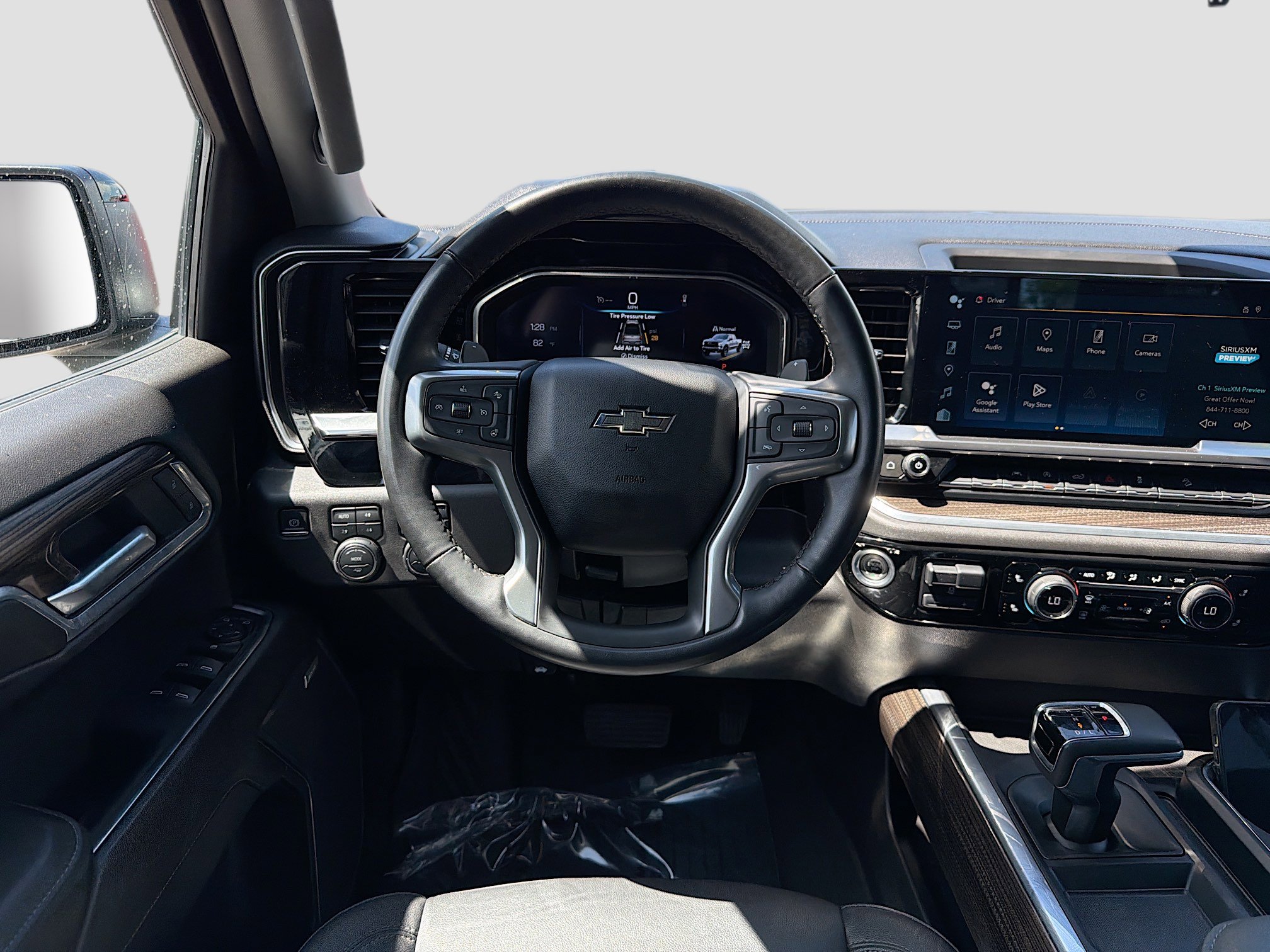 Used 2023 Chevrolet Silverado 1500 LT Trail Boss w/ Convenience Package II AWD/4WD image 17