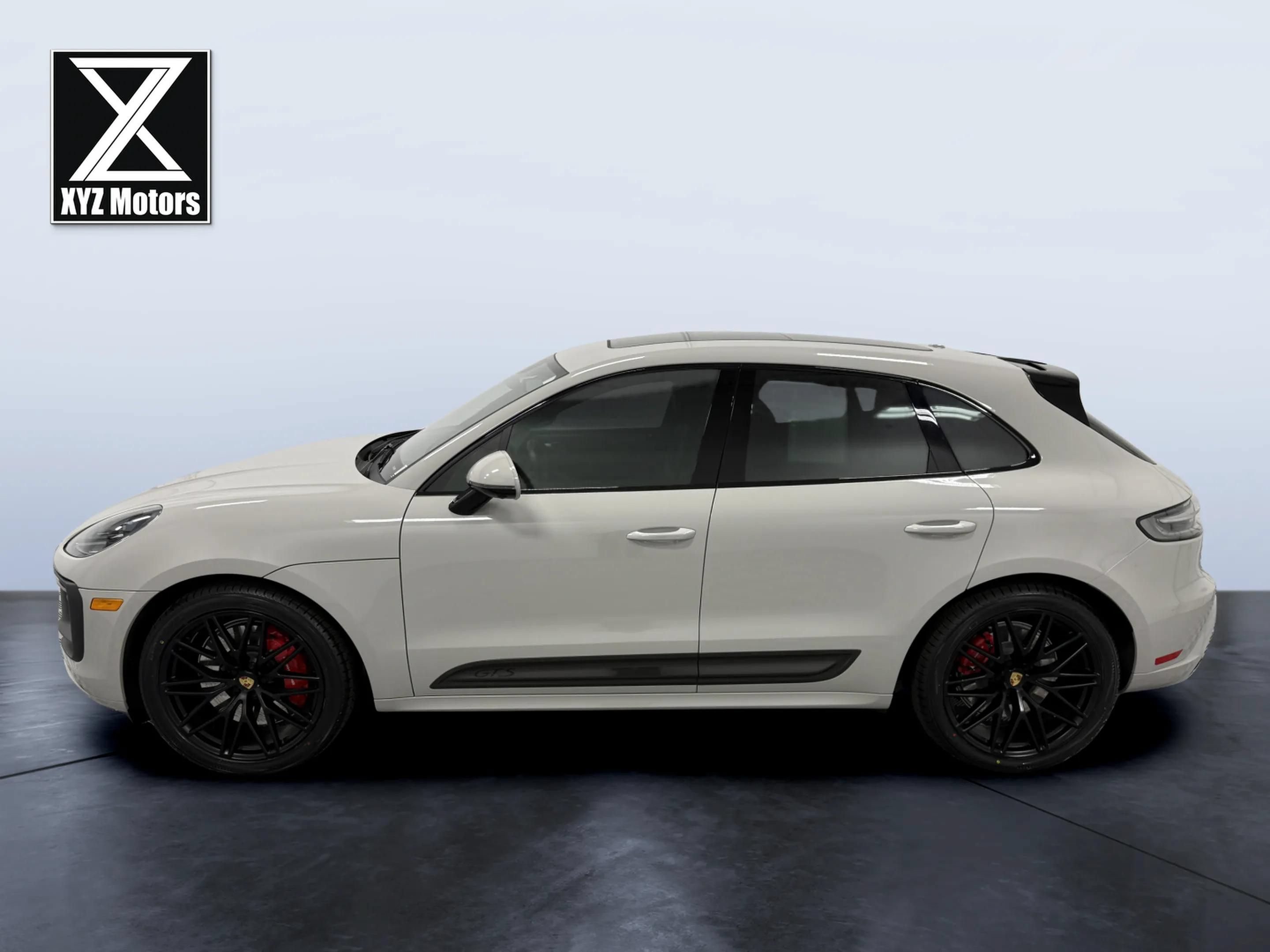 Used 2024 Porsche Macan GTS w/ Premium Plus Package AWD/4WD image 3