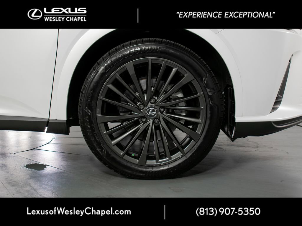 Used 2025 Lexus RX 350 Premium w/ Accessory Package (Z1) image 5