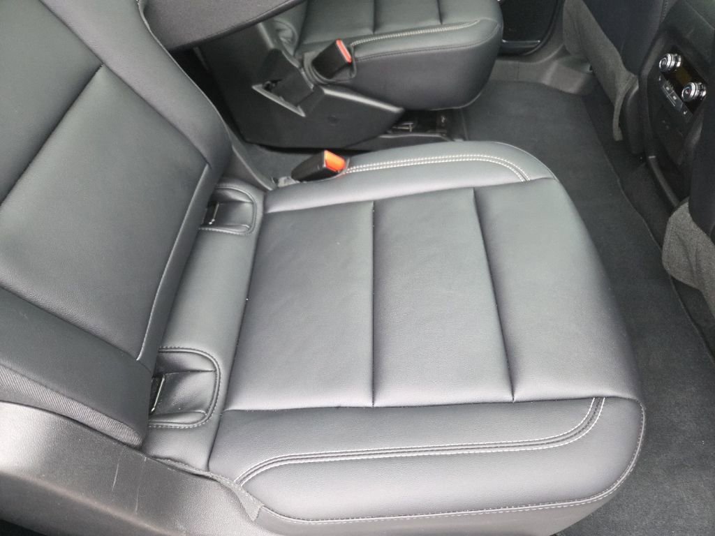 Certified 2025 GMC Acadia Elevation w/ Elevation Premium Package image 17