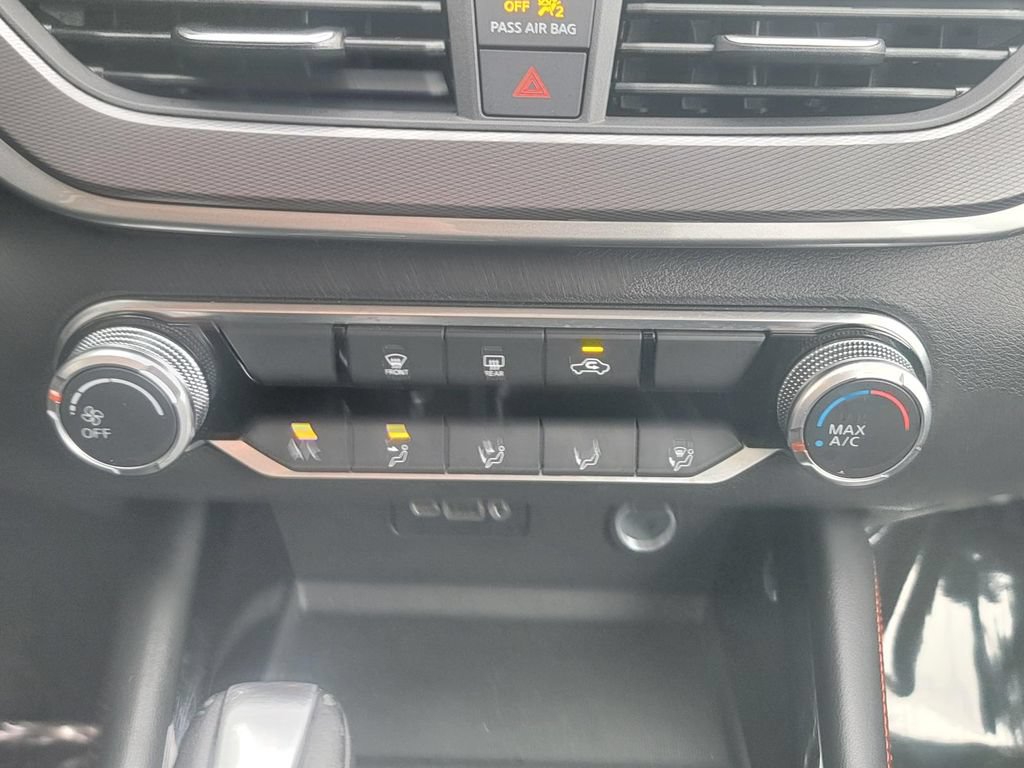 Used 2024 Nissan Altima 2.5 SR FWD image 25