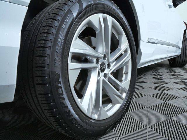 Used 2023 Audi Q7 2.0T Premium w/ Convenience Package AWD/4WD image 22
