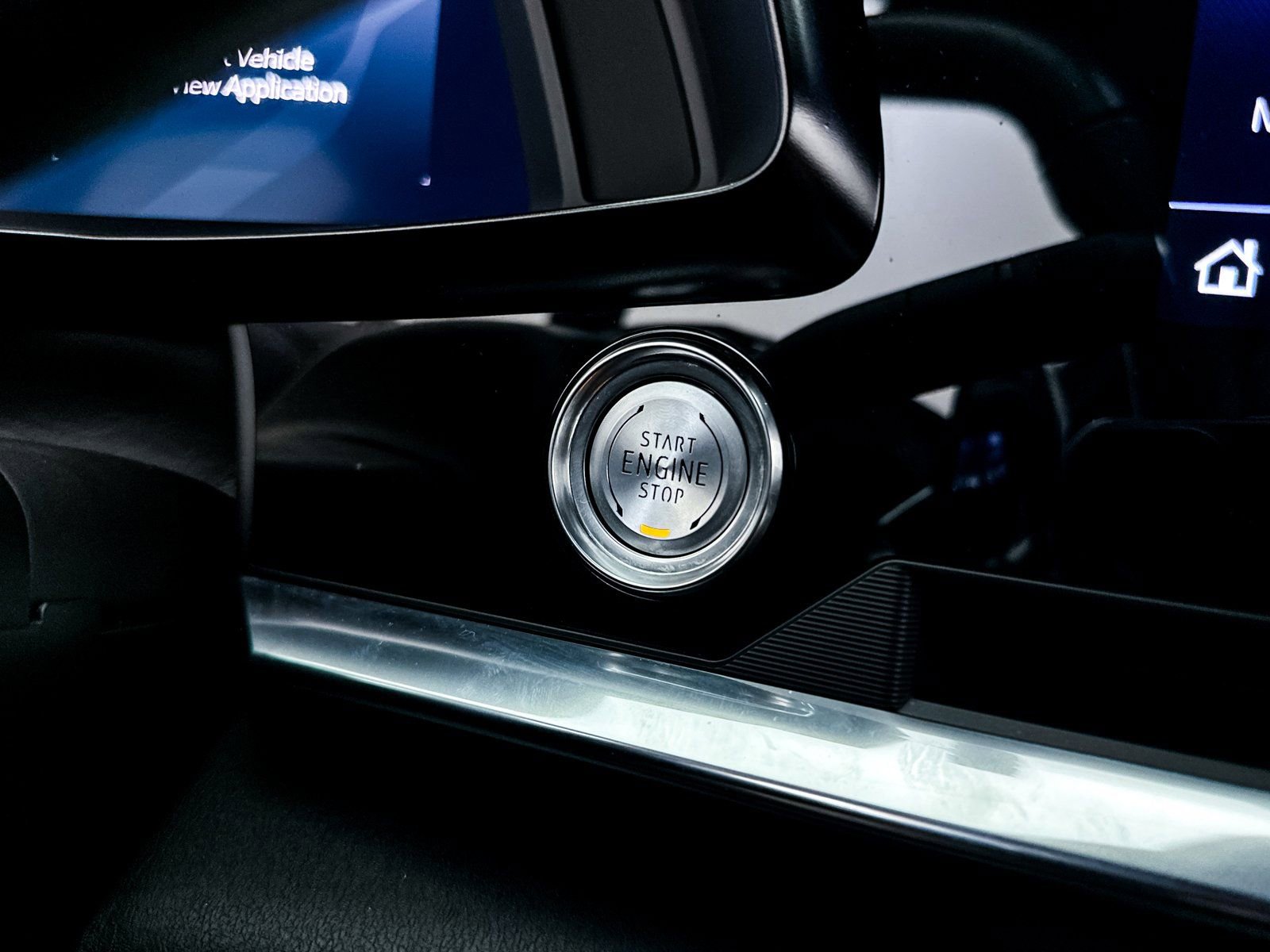 Used 2020 Chevrolet Corvette Stingray Coupe w/ 1LT image 25