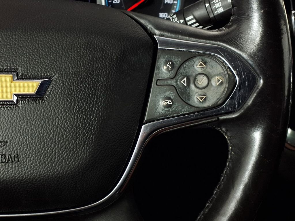 Used 2018 Chevrolet Traverse LT FWD image 20