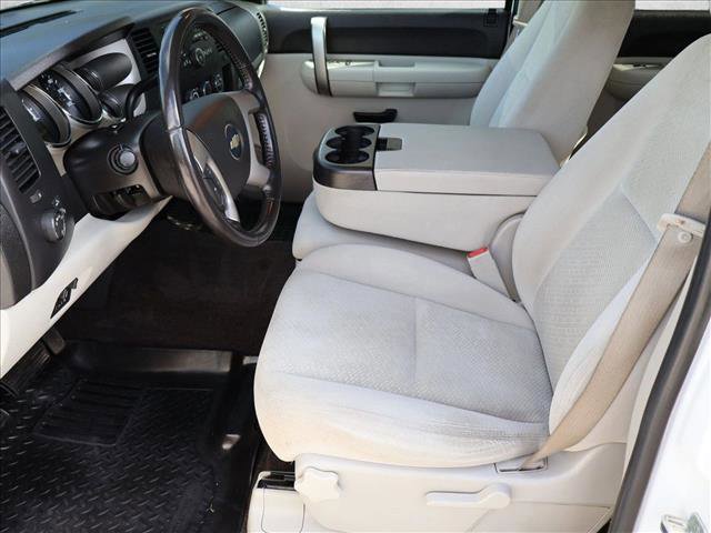 Used 2008 Chevrolet Silverado 2500 LT AWD/4WD image 19