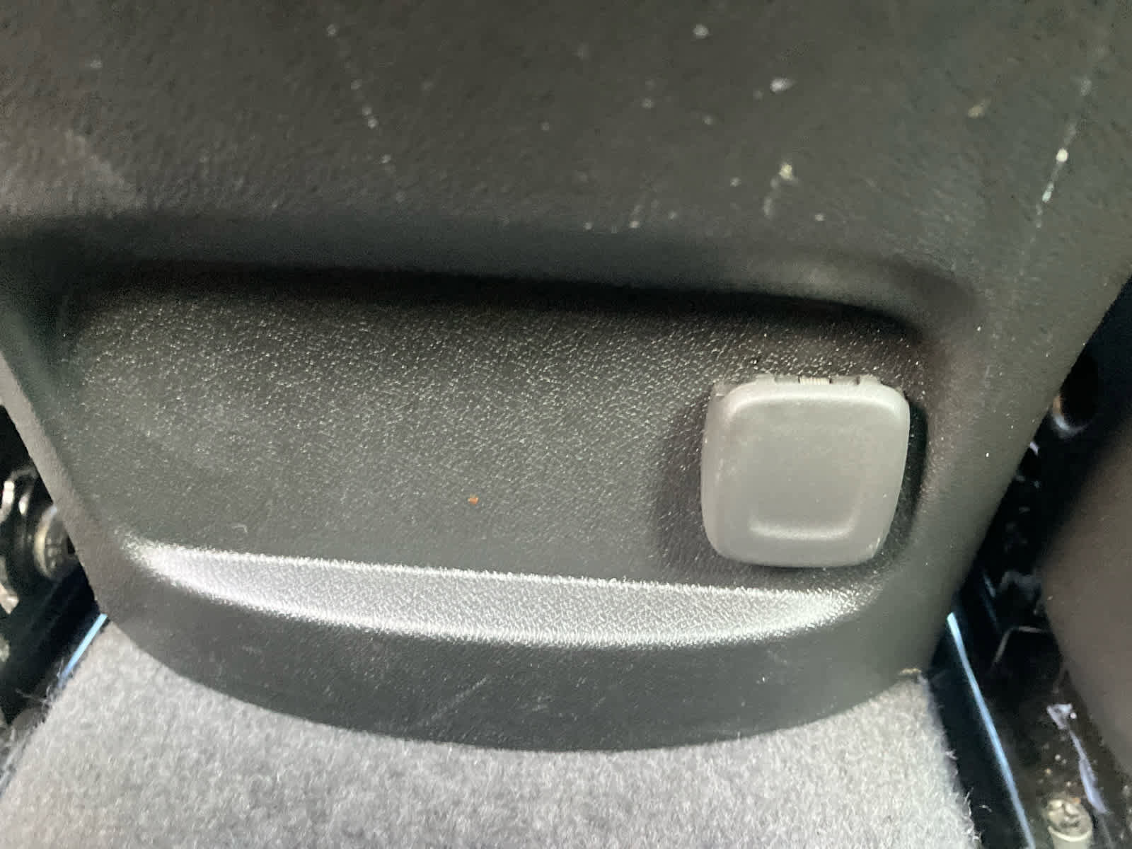 Used 2025 Chevrolet Malibu LT image 32
