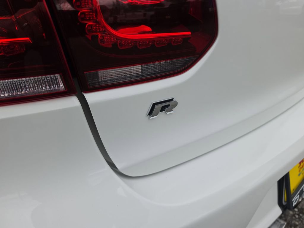 Used 2013 Volkswagen Golf R 4-Door image 35