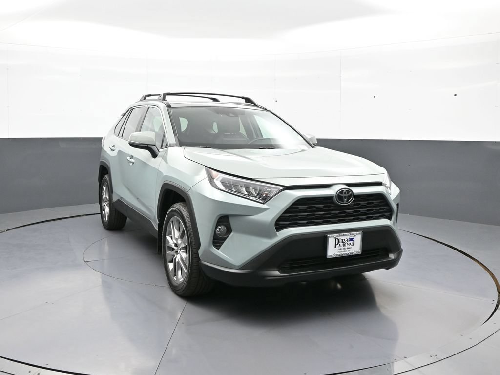 Certified 2020 Toyota RAV4 XLE Premium AWD/4WD image 3