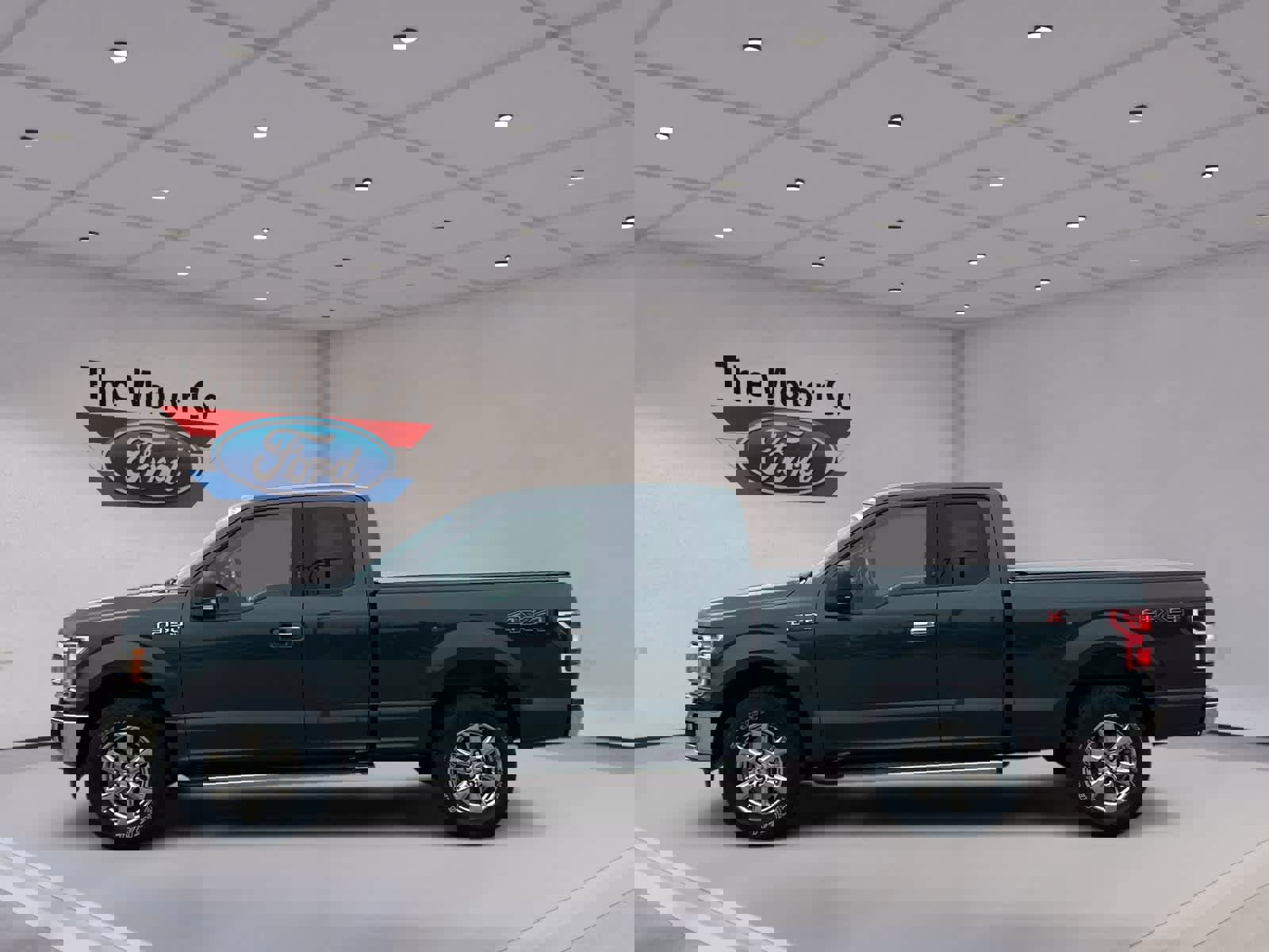 Certified 2018 Ford F150 XLT w/ Equipment Group 302A Luxury image 8