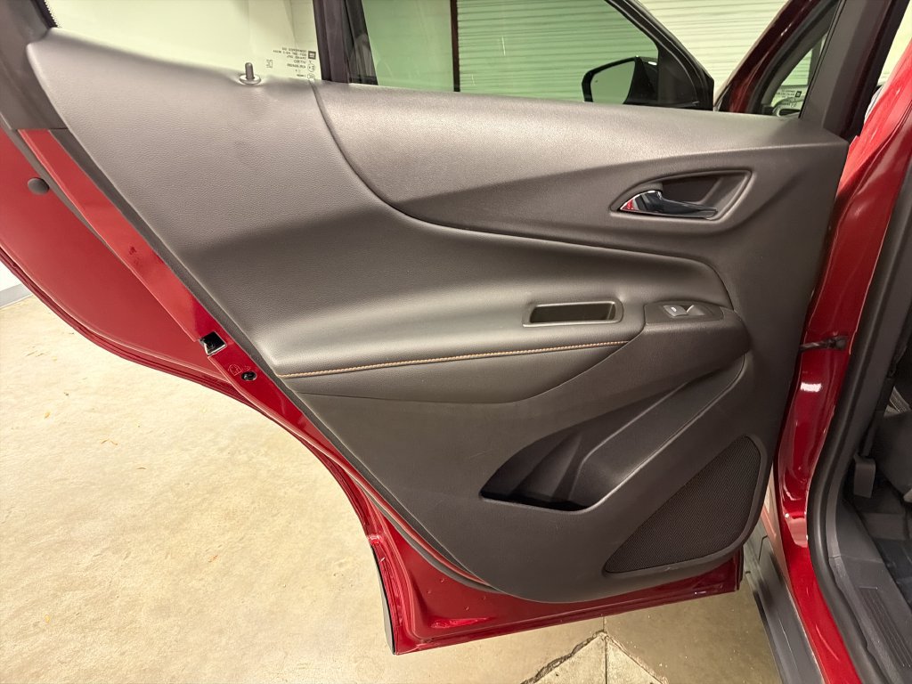 Used 2020 Chevrolet Equinox Premier FWD image 27