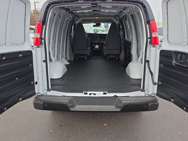 New 2025 Chevrolet Express 2500 w/ Driver Convenience Package RWD image 8