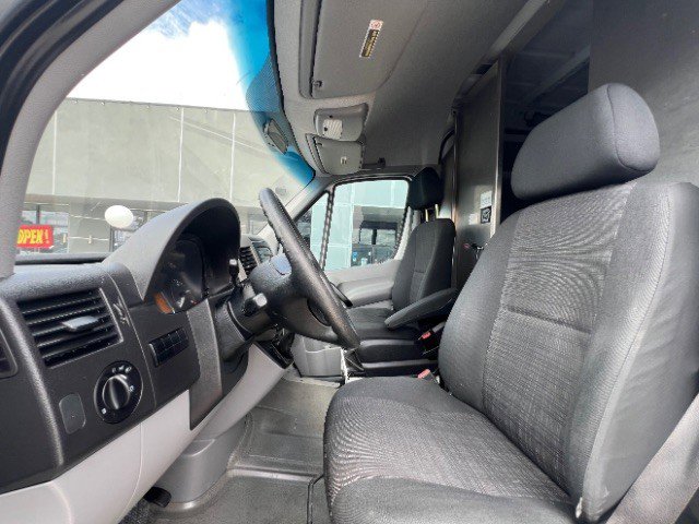 Used 2017 Freightliner Sprinter 2500 image 36