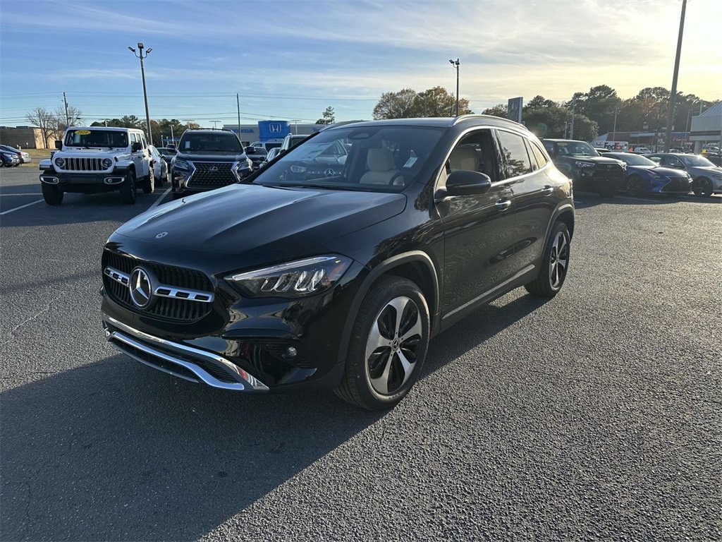 New 2025 Mercedes-Benz GLA 250 image 3