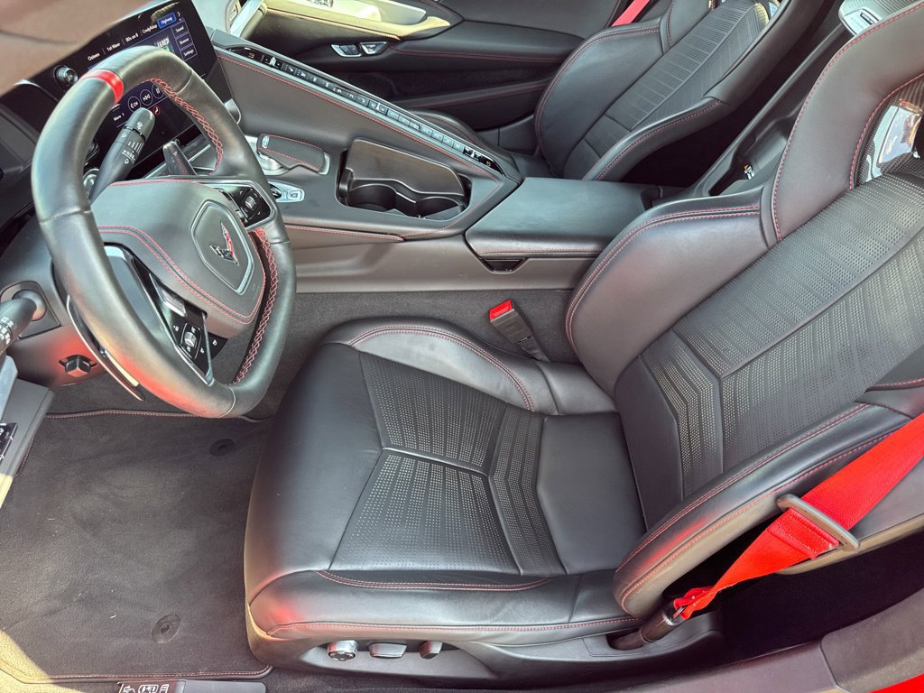 Used 2021 Chevrolet Corvette Stingray Premium Cpe w/ 3LT RWD image 30