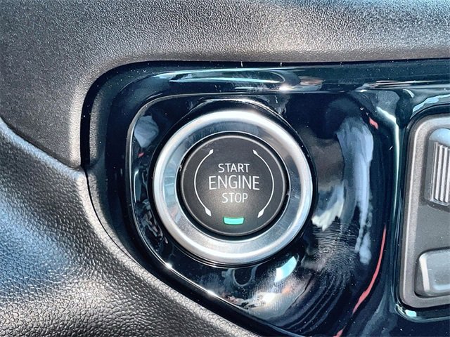 New 2026 GMC Sierra 2500 SLT image 17