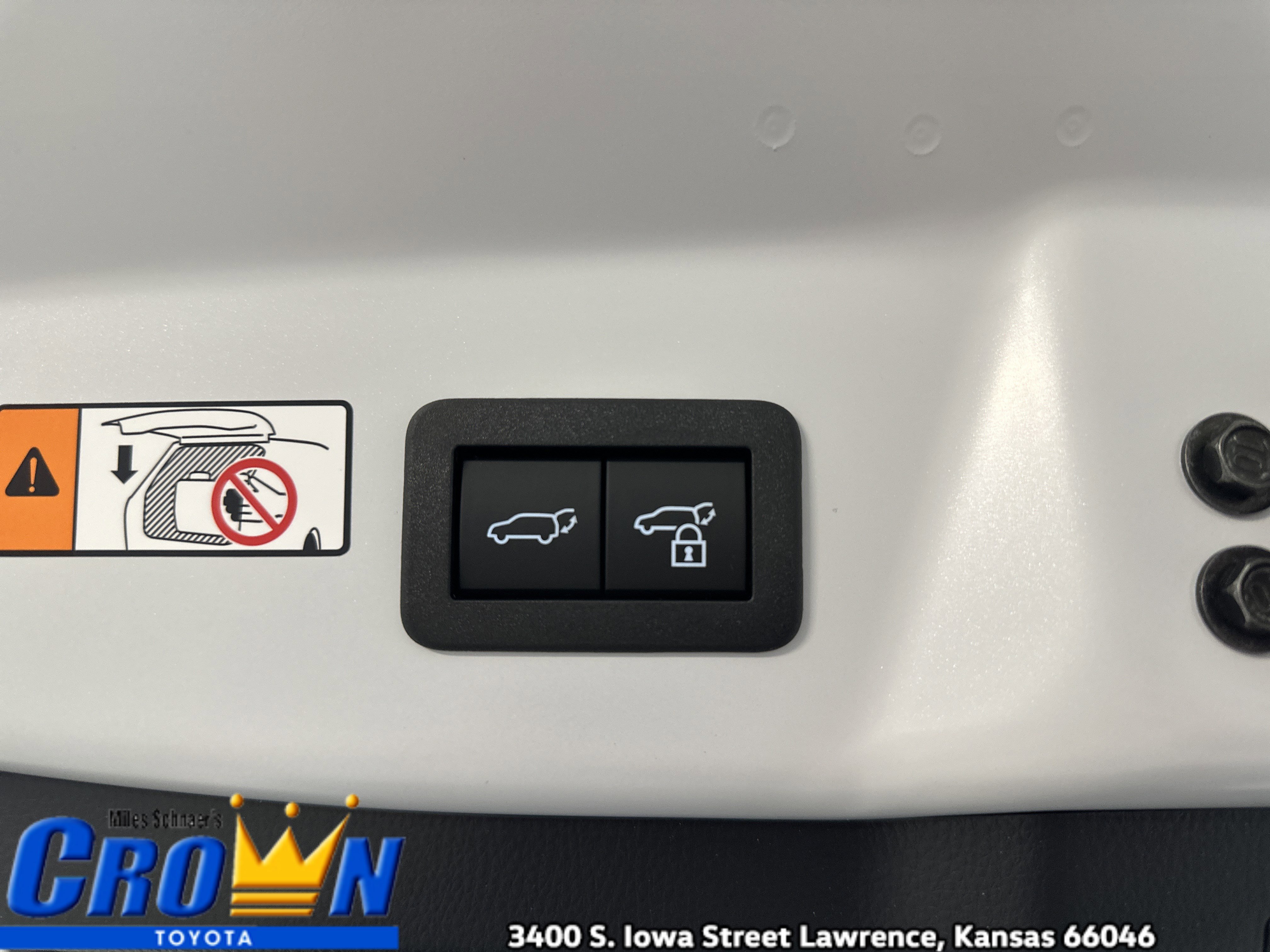 New 2026 Toyota Prius Plug-In Hybrid image 13